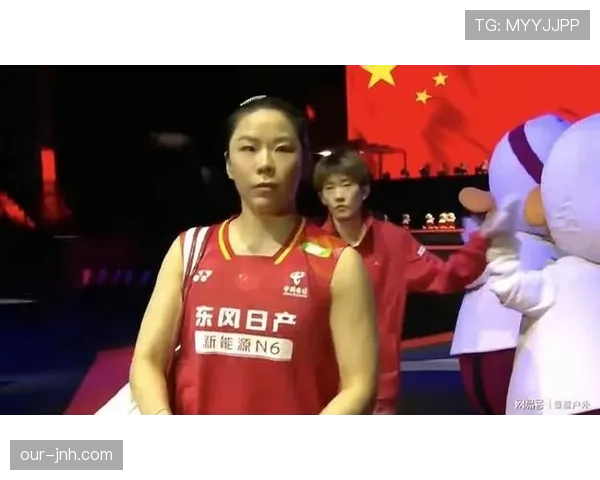 贾一凡这生活也太反差了吧,训练馆里一板一眼,私下却像个彻头彻尾的派对狂人 贾一凡这生活也太反差了吧,训练馆里一板一眼,私下却像个彻头彻尾的派对狂人